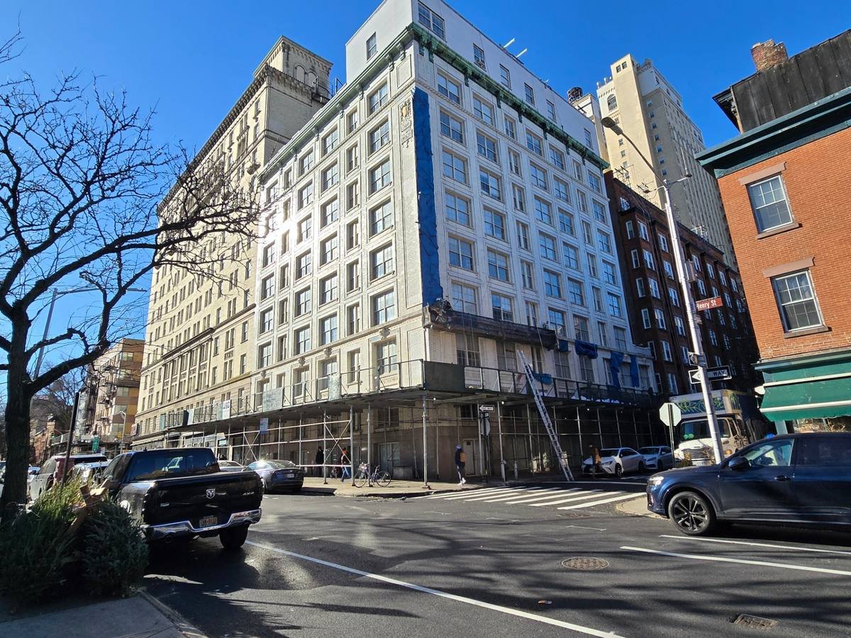 100 Henry Street — Structural & Facade