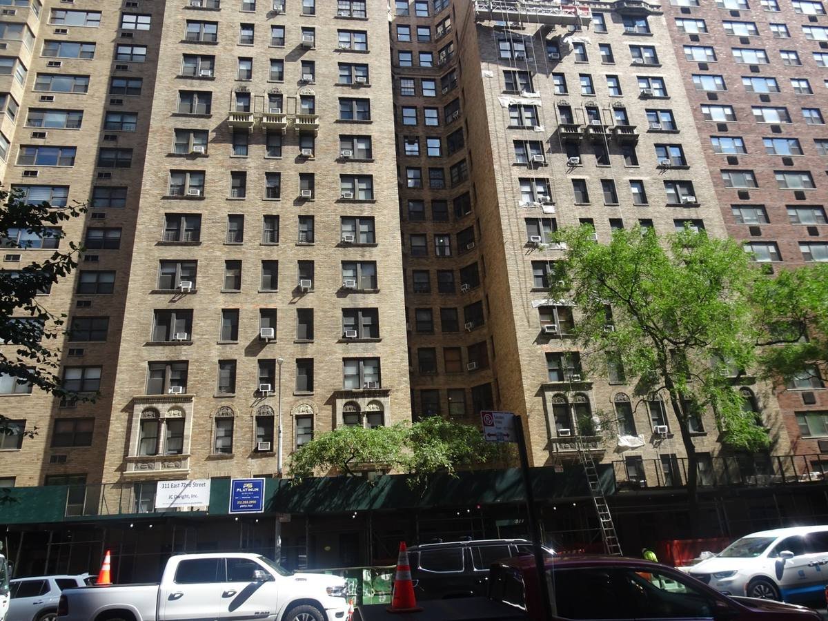 311 East 72nd St — Facade Inspection